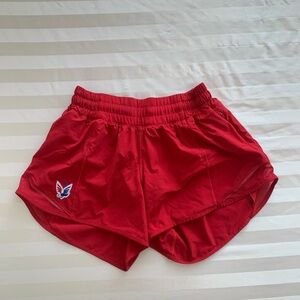 Lululemon Hotty Hot Lined short 4” (Size 4)